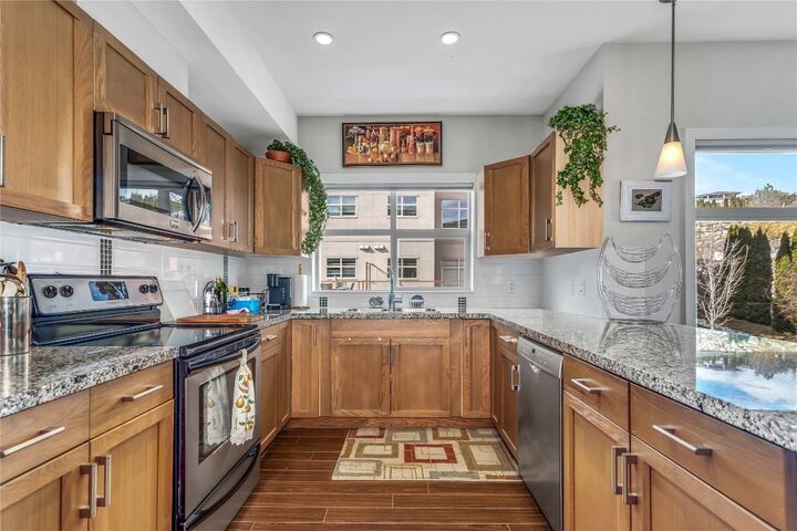 Photo de la propriété: 3205 Skyview Lane 409 BC V4T 3J3