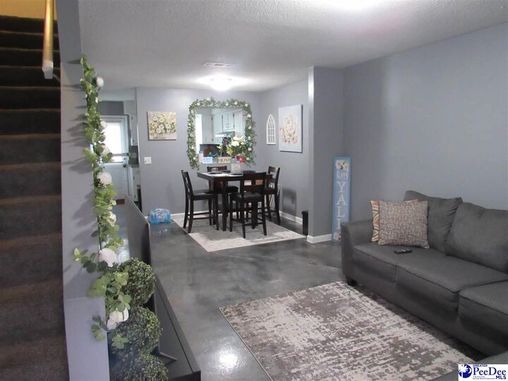 Property Photo:  2220 Oakwood Lane Apt A8  SC 29501-7323 