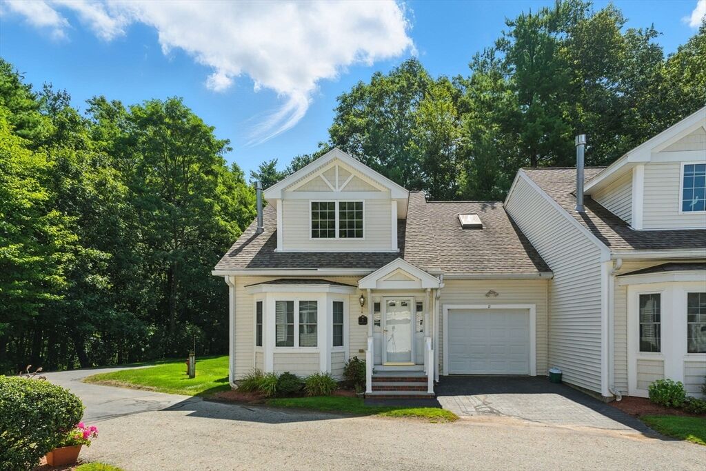 Property Photo: 11 Squaw Creek Dr 11 MA 01830