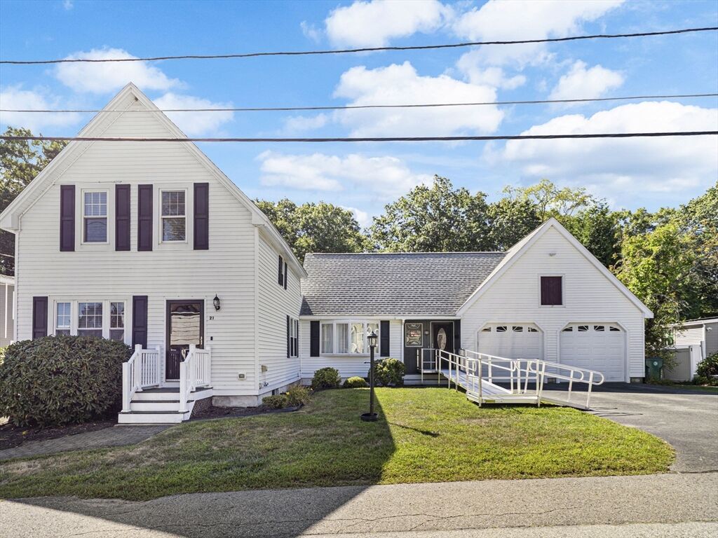 Property Photo: 21 Bishop St MA 01852
