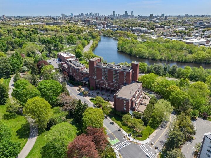 Property Photo: 199 Coolidge Ave 401 MA 02472