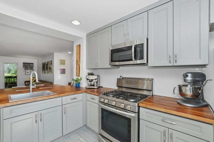 Property Photo: 6 Sherman St B MA 02138