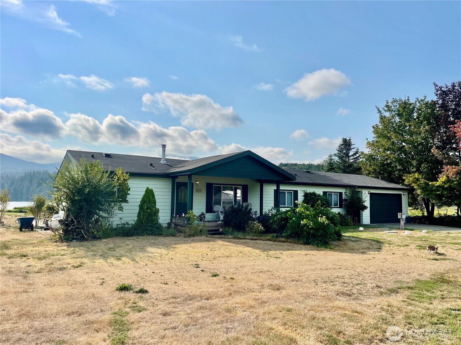 Property Photo: 288982 Highway 101 WA 98376