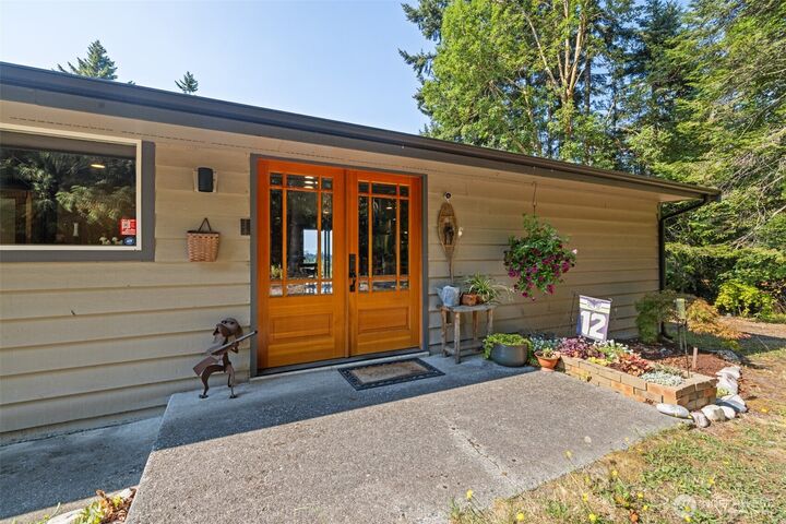 Property Photo: 1582 Black Diamond Road WA 98363