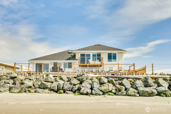 Property Photo: 2585 West Beach Road WA 98277
