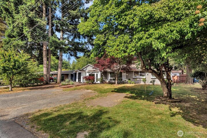 18256  45th Avenue S  Seatac WA 98188 photo