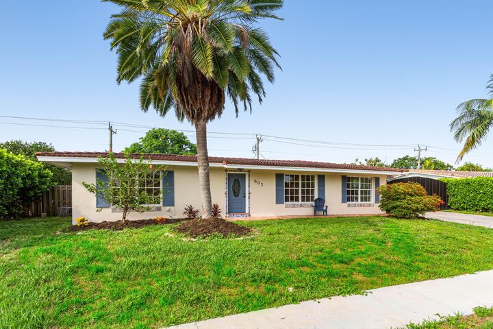 Property Photo: 602 Heron Drive FL 33444