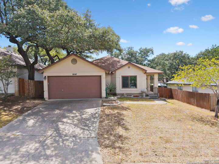 Property Photo: 16147 Treeridge Pl TX 78247