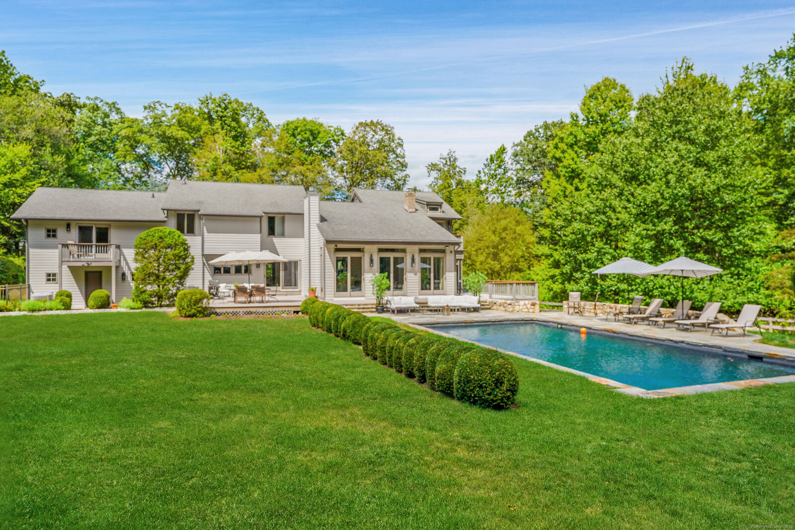 Property Photo:  40 Hermit Lane  CT 06880 