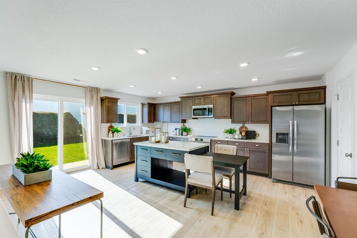 Property Photo: 10870 N Beaverhead Rd WA 99208