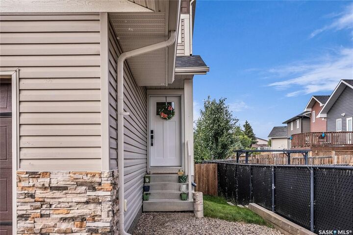 Property Photo: 124 Parkview Cove SK S0K 3A0