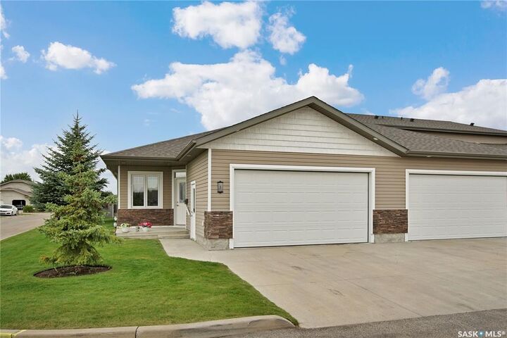 100 Brooklyn Lane 1  Warman SK S0K 0A1 photo