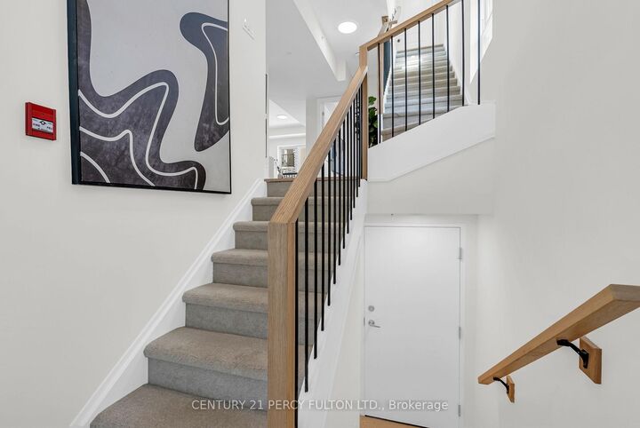 Photo de la propriété:  400 Mary Street 23  ON L1N 2P8 