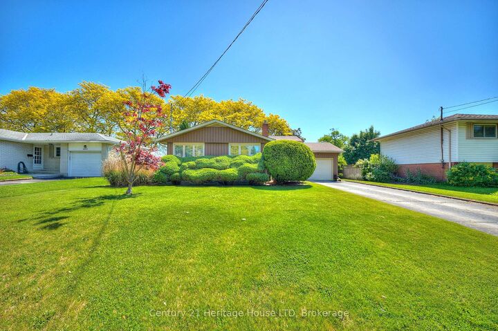 Property Photo: 4668 Pinedale Drive ON L2E 6M8