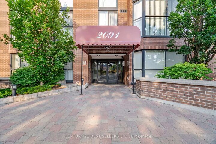 Property Photo: 2091 Hurontario Street 1107 ON L5A 4E6