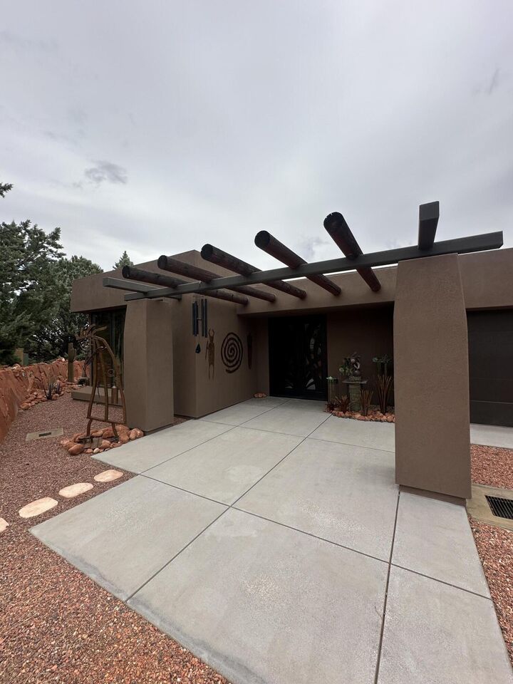 Property Photo: 1353 West Lake Dr UT 84738