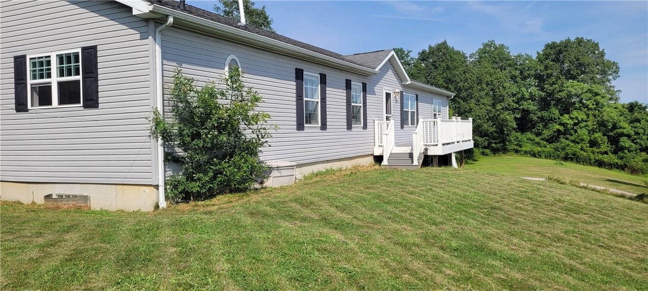 Property Photo: 190 Linnwood Road PA 15330