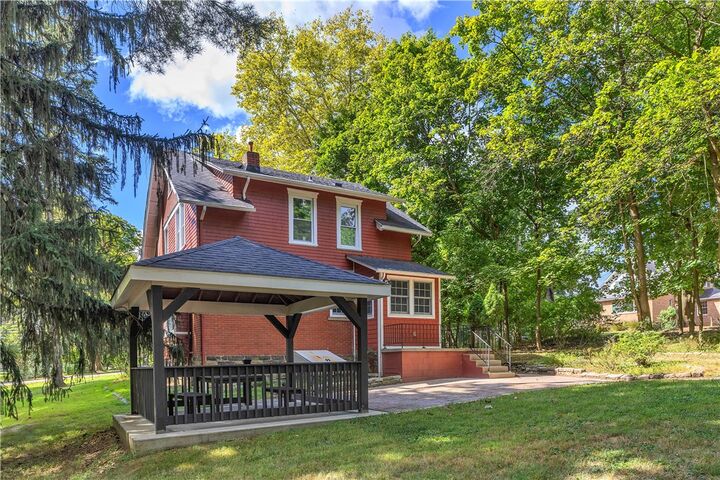 Property Photo:  1160 Ingomar Heights Rd  PA 15237 