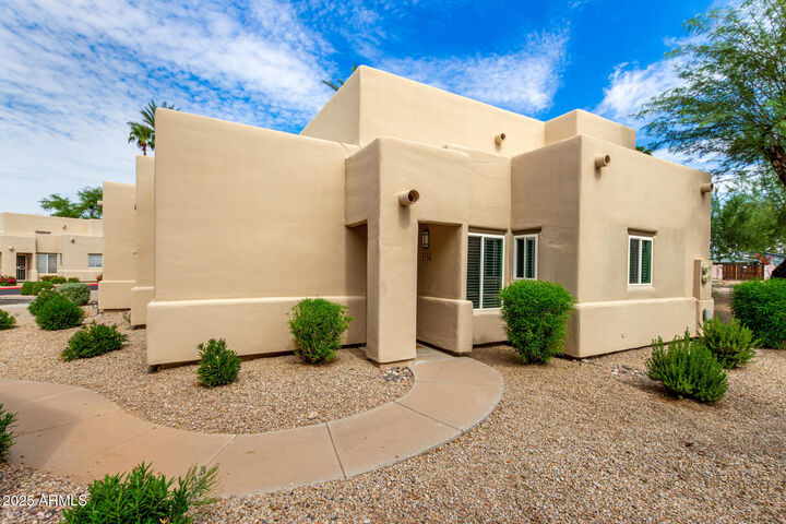 Property Photo: 11333 N 92nd Street 1114 AZ 85260