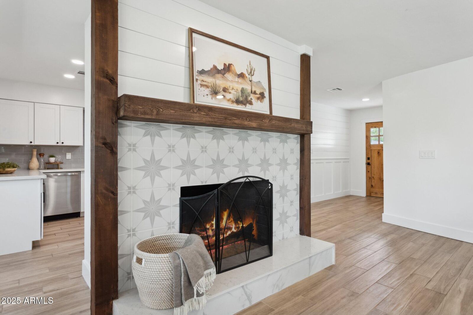 Property Photo:  1028 E Manzanita Drive  AZ 85020 