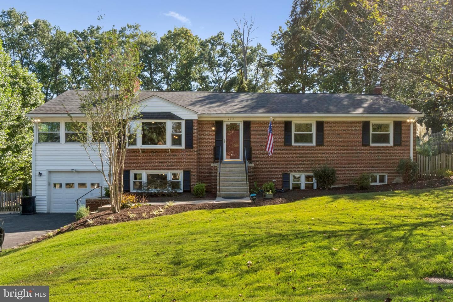 Property Photo:  4221 Laurel Road  VA 22309 