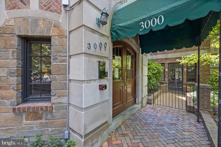 Property Photo:  3000 Tilden Street NW 301  DC 20008 