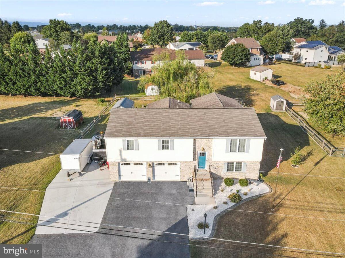 Property Photo:  918 Sollenberger Road  PA 17202 