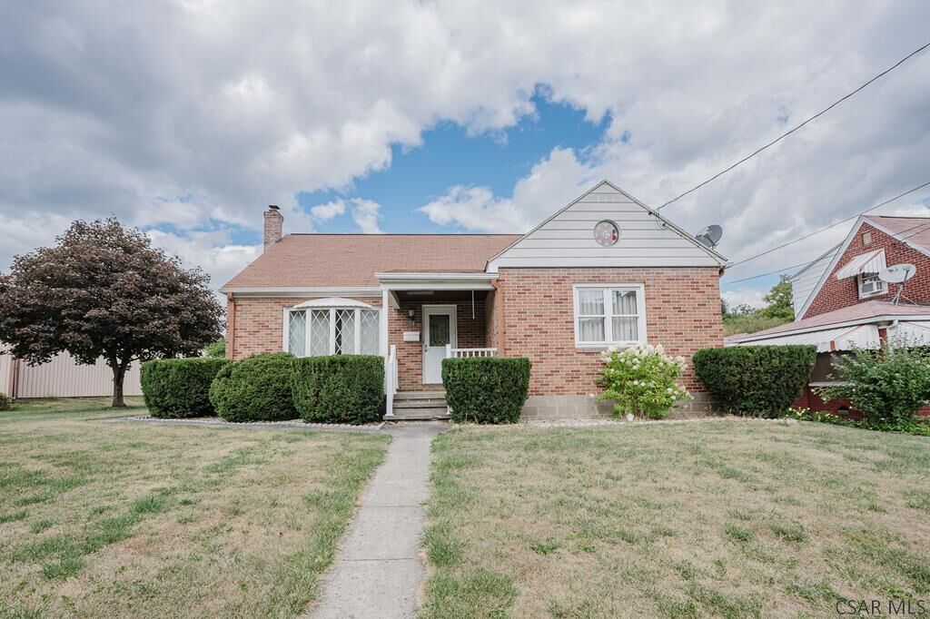 Property Photo:  115 Plainfield Avenue  PA 15905