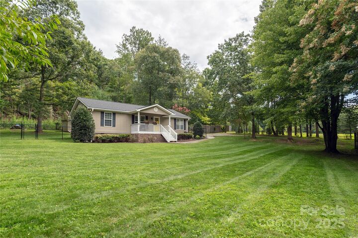 Property Photo: 708 Stoney Mountain Road NC 28791