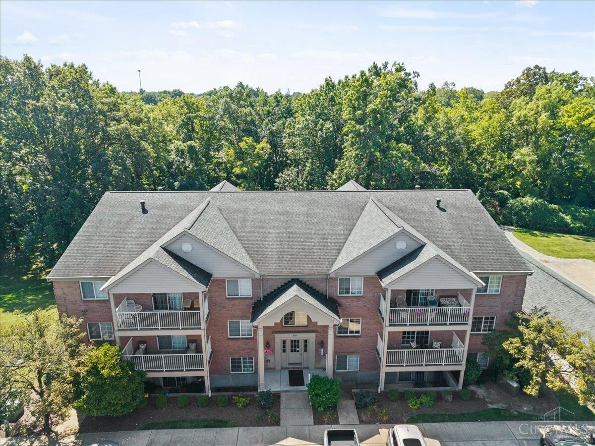 Property Photo:  3041 Preserve Lane  OH 45239 