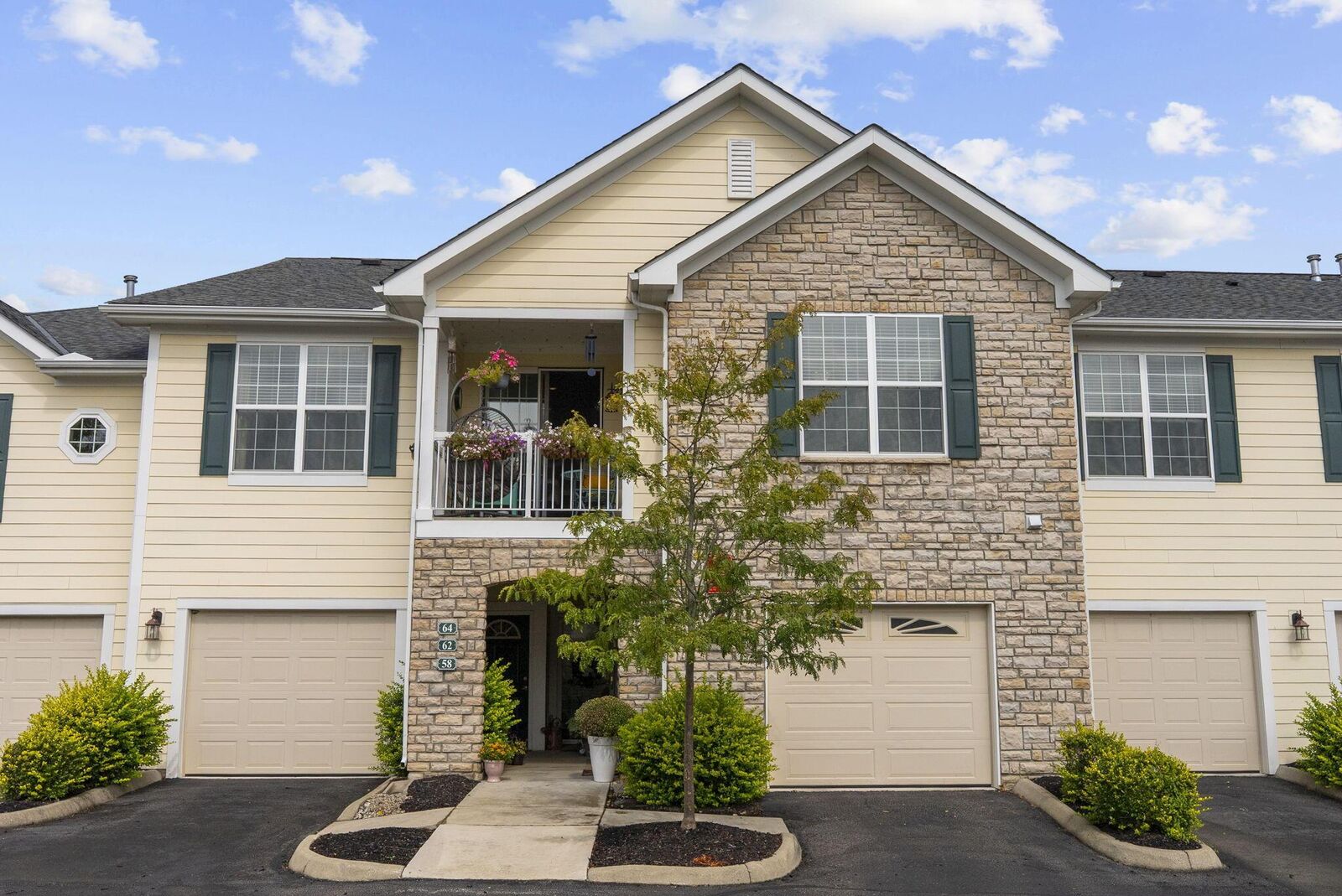 Property Photo:  64 Lakes At Cheshire Drive  OH 43015 