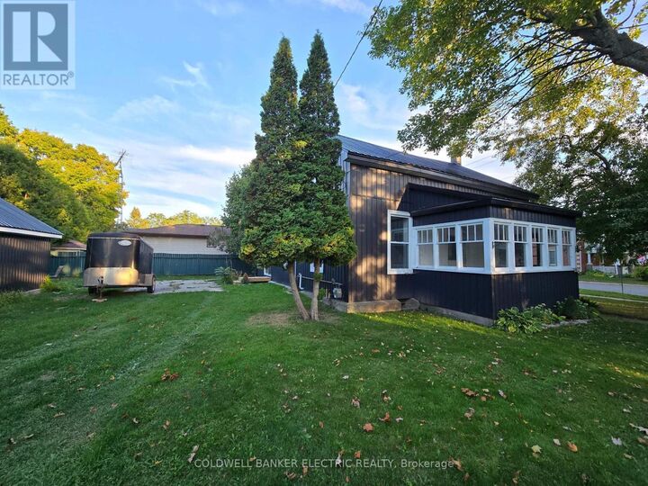 Property Photo: 65 Queen Street ON K0L 2V0