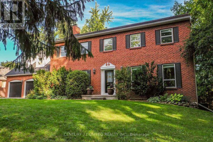 Property Photo: 1542 Champlain Drive ON K9L 1N6