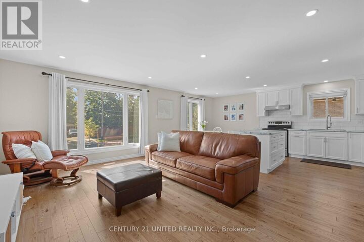 Property Photo: 392 Wellington Street ON K9H 5C2