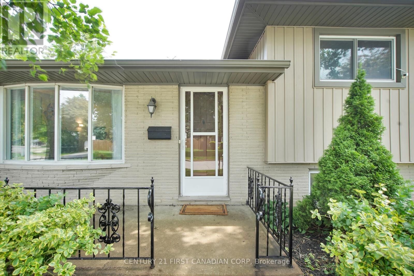 Property Photo:  1 Buchan Road  ON N5V 1K9 