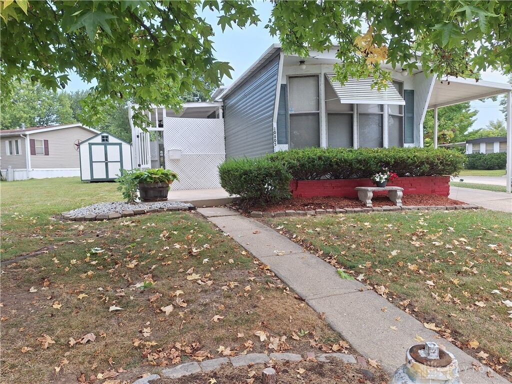 Property Photo:  10805 W Valette Circle  OH 45342 