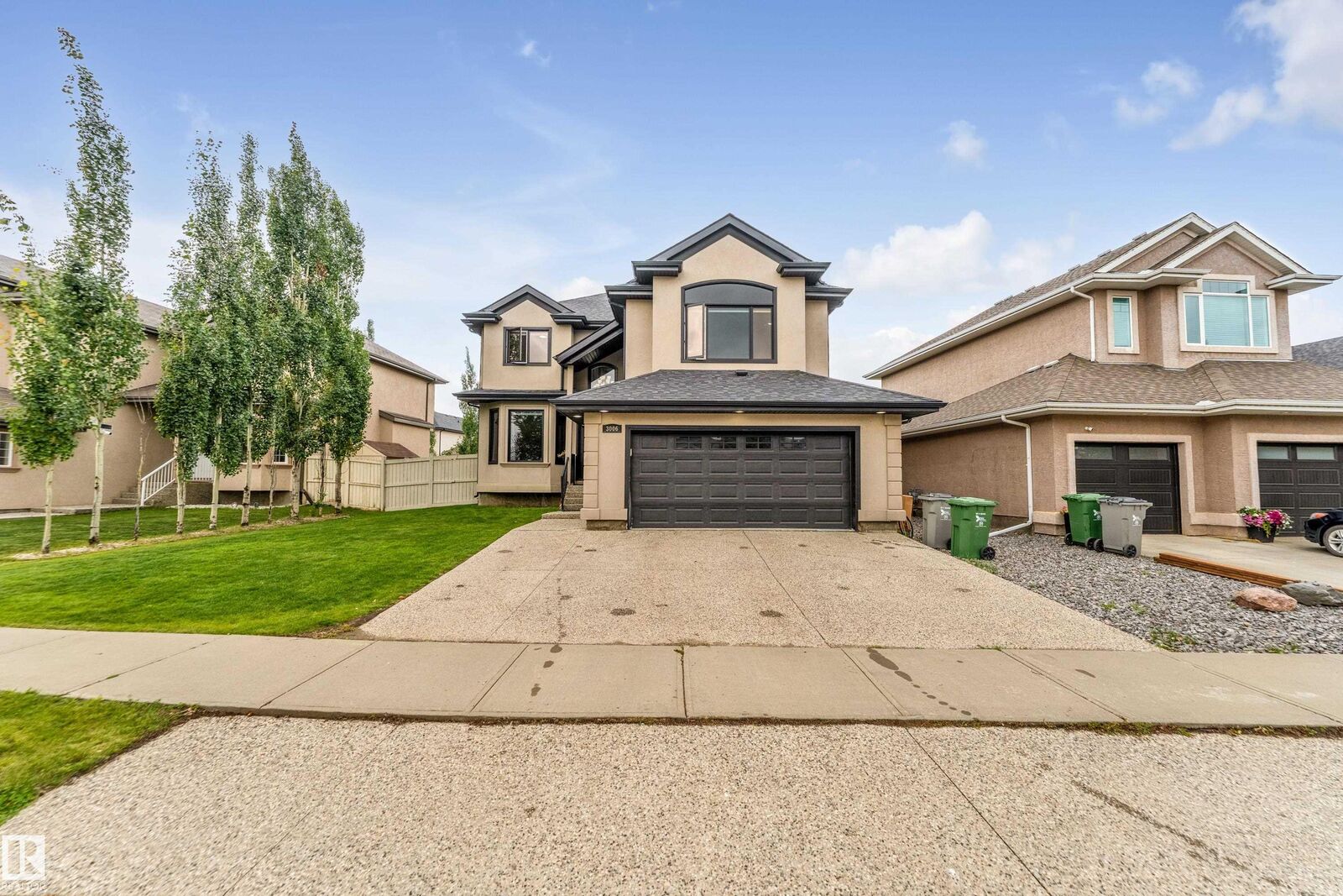 Property Photo:  3006 Montrose Boulevard  AB T4X 0C1 