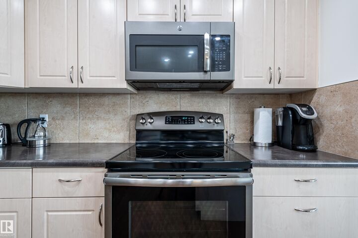 Property Photo: 13138 162A Avenue NW AB T6V 1X5