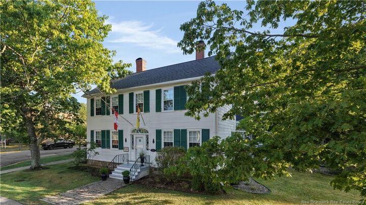 204 Montague Street — photo 1