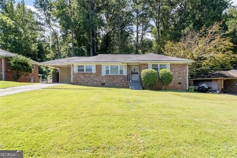 Property Photo: 2244 Bolling Brook Drive GA 30311