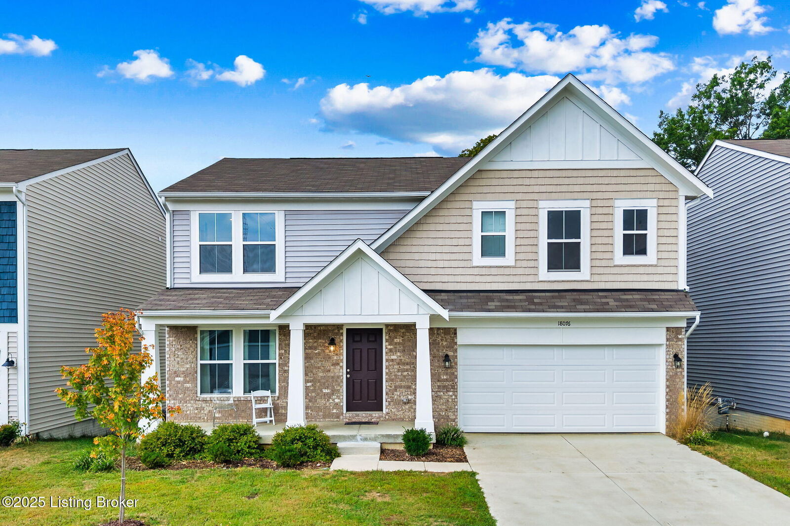 Property Photo:  18076 Bridle Run Dr  KY 40245 