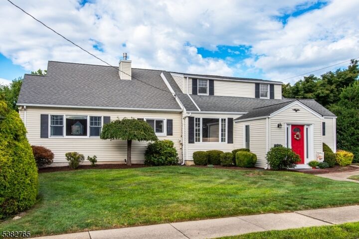 Property Photo: 92 Locust Ave NJ 07630