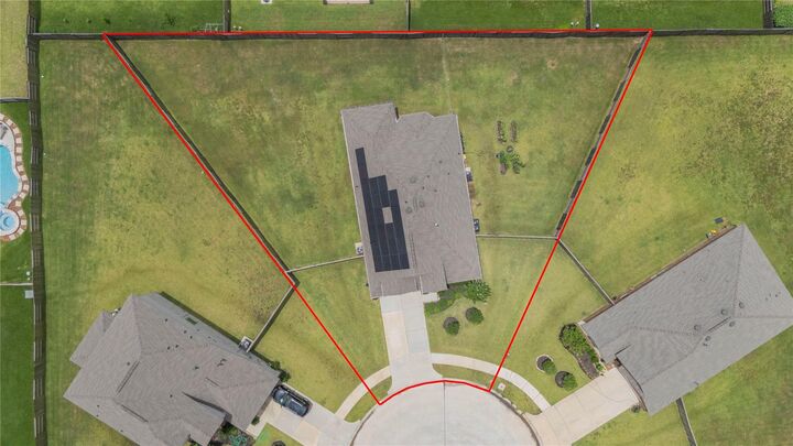 Property Photo: 5204 Rushing Brook Lane TX 77469