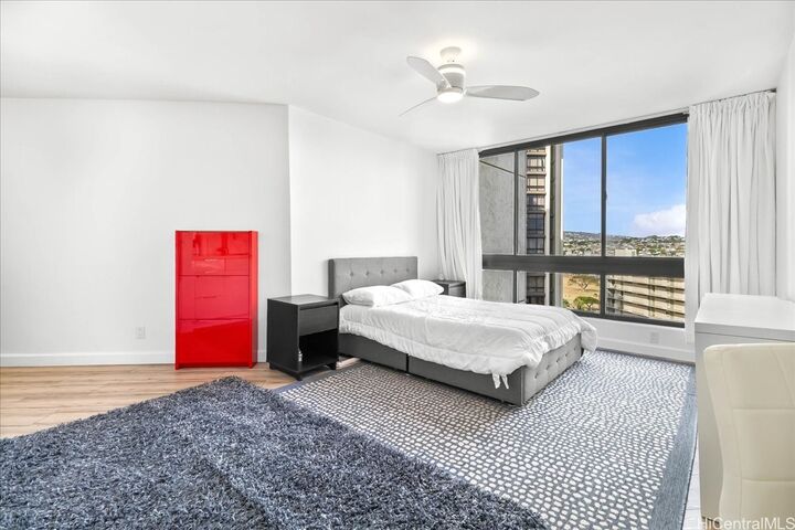 Property Photo:  300 Wai Nani Way I1505  HI 96815 