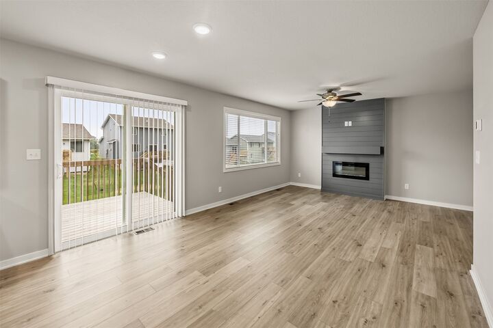 Property Photo: 917 Knoll Drive IA 50211