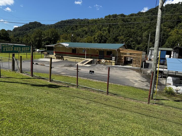 Property Photo:  4327 Hwy 38 Highway  KY 40801 