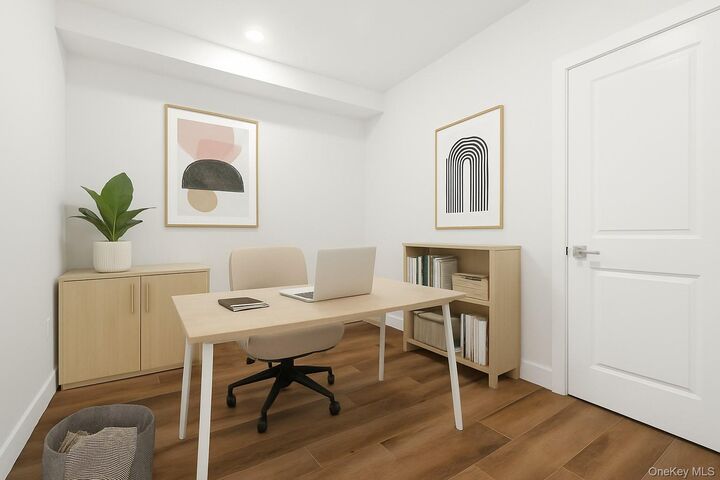 Property Photo:  199 E Post Road 401  NY 10601 