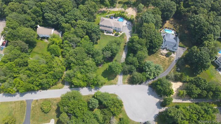 Property Photo: 5 Rosell Court NY 12540