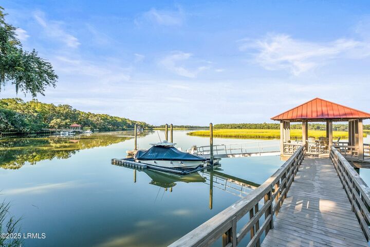 660 Distant Island Drive  Beaufort SC 29907 photo