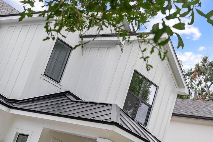 Property Photo:  2219 Musselwhite Avenue  FL 32804 